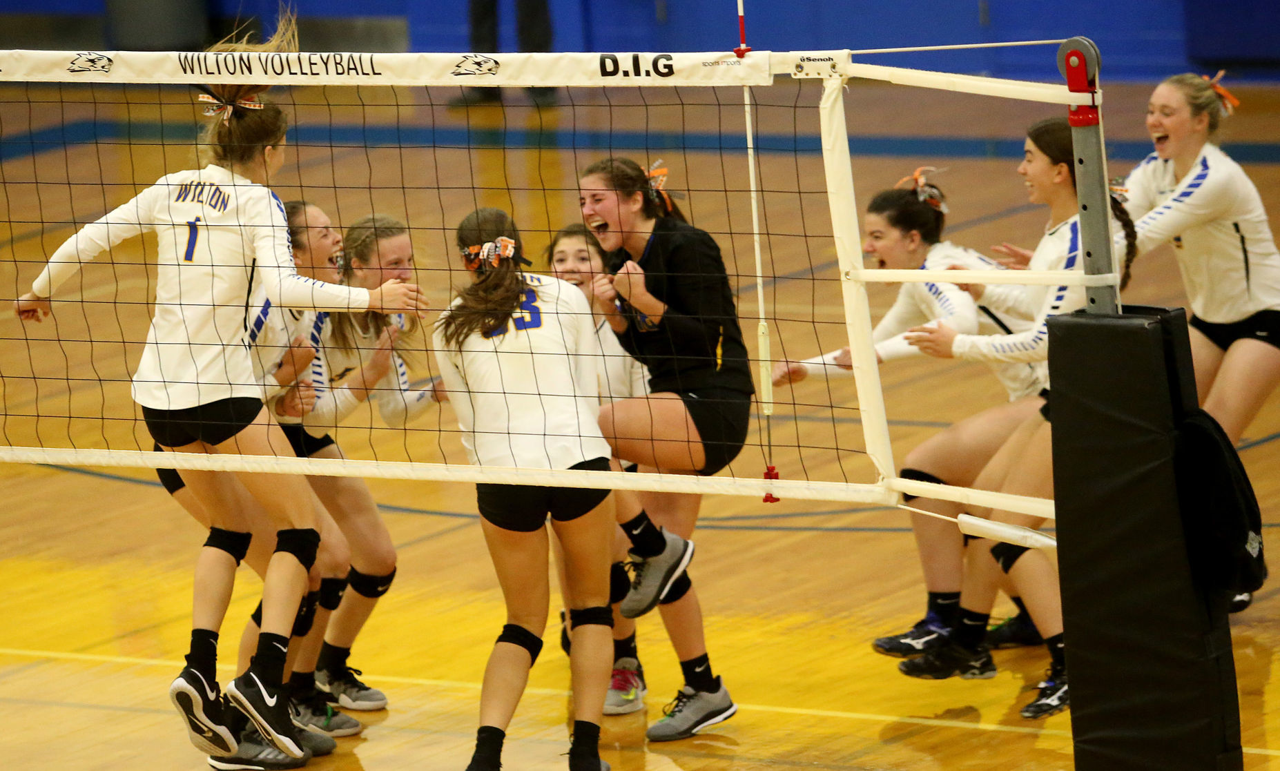 102518-Regional-Volleyball-013
